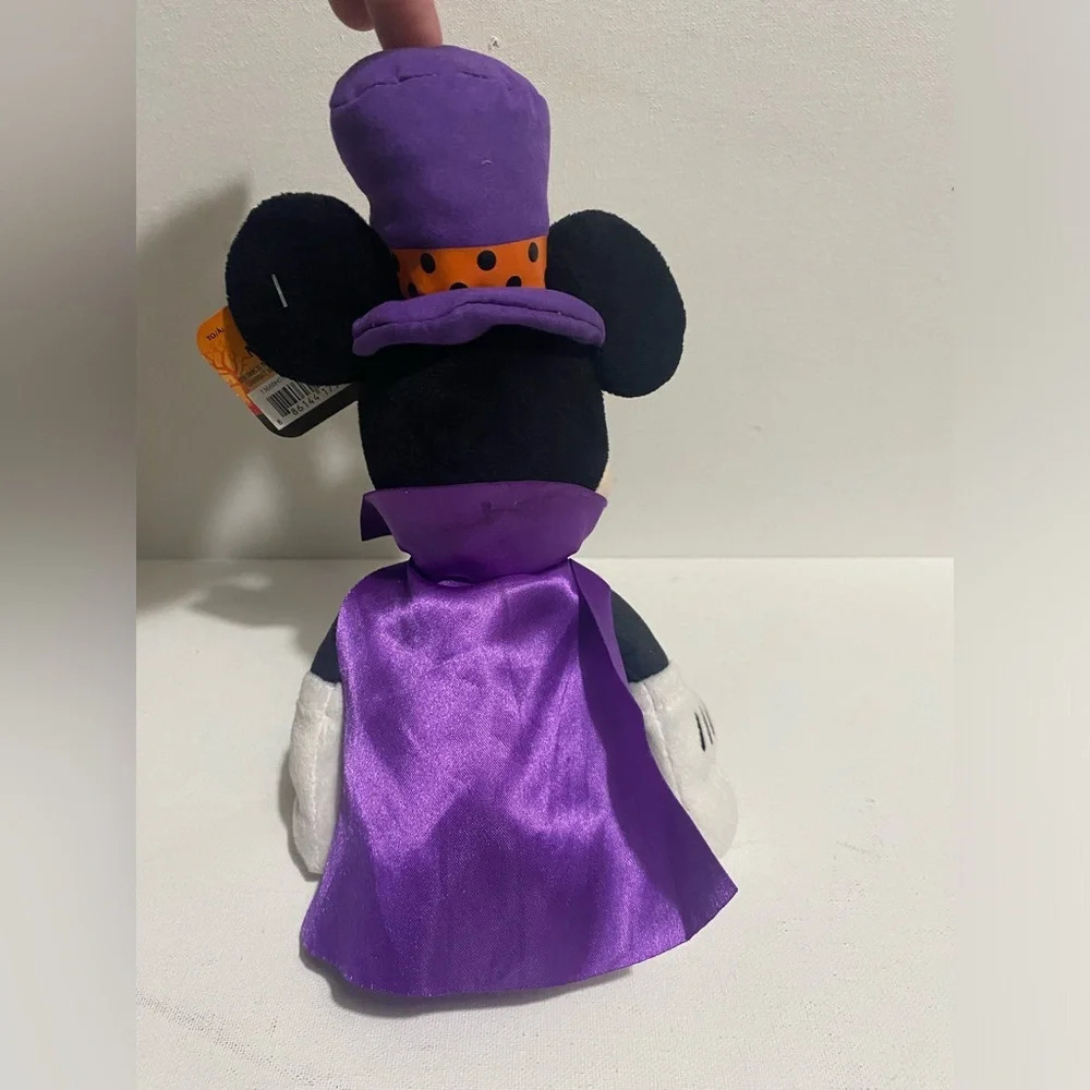 Disney Halloween Mickey Mouse w/ Purple Cape Hat Count Dracula 11” Plush, NWT - Picture 5 of 10